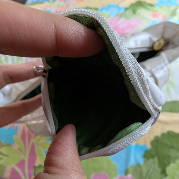 Nike Bag Sport Gym Yoga Water Resistant Zip Closure White Unisex 14x14x5 - Picture 11 of 16